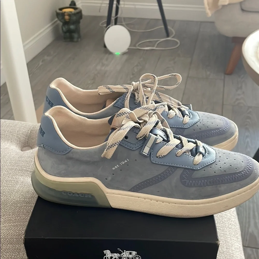 Coach Blue Cream Sneakers Stylish Comfort - Picture 4 of 8